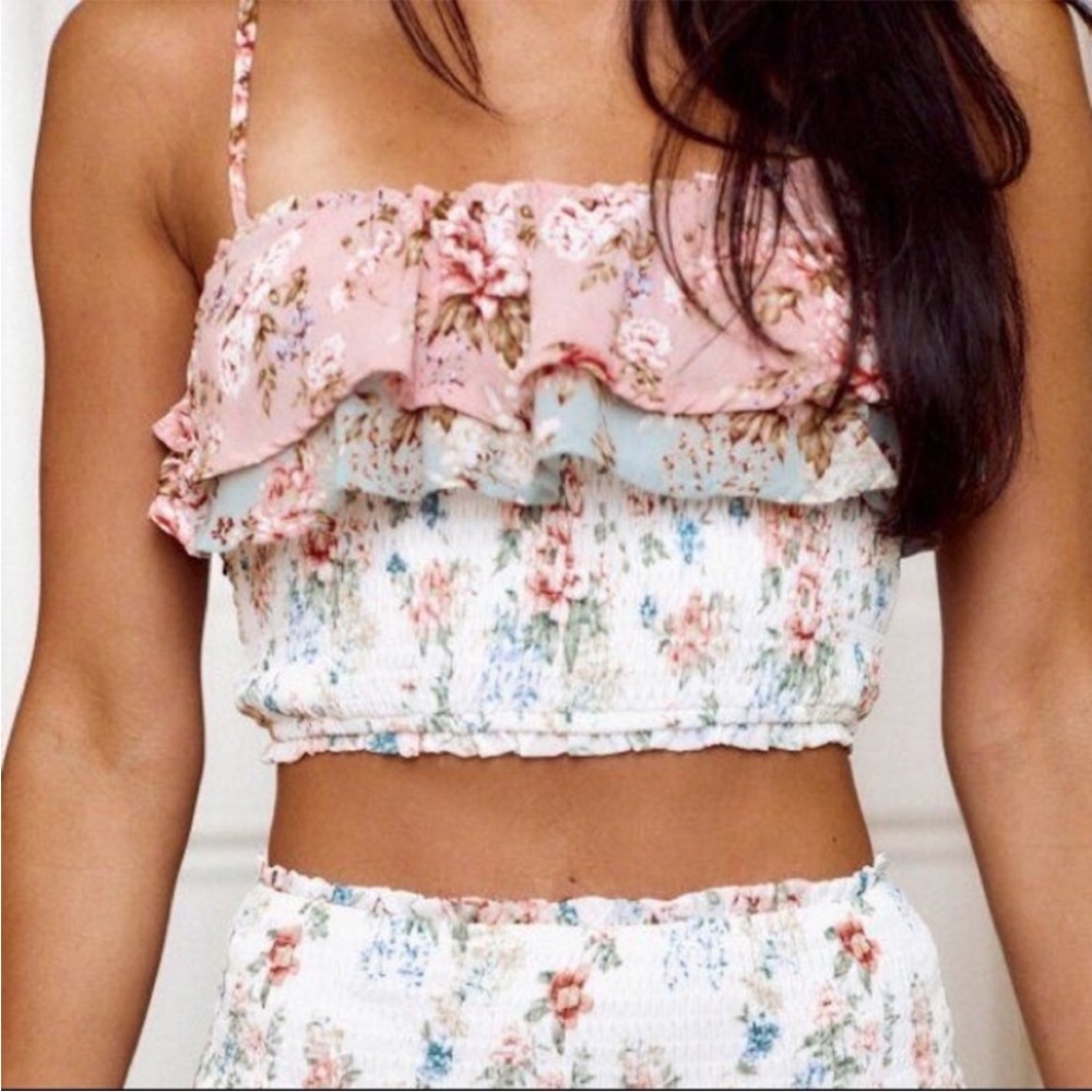 Storia My Secret Garden Ruffle Smocked Crop Top Tank Flutter Floral Feminine M